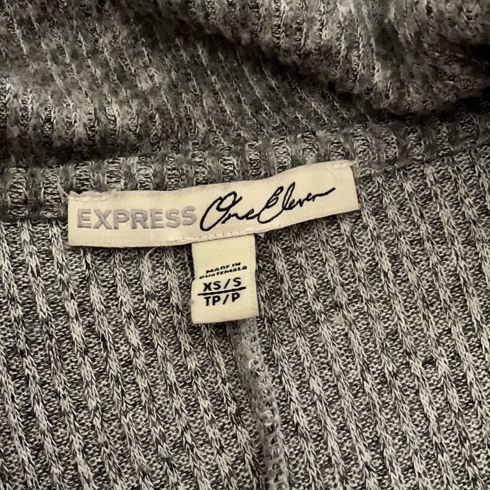 Express sweater - Picture 2 of 6